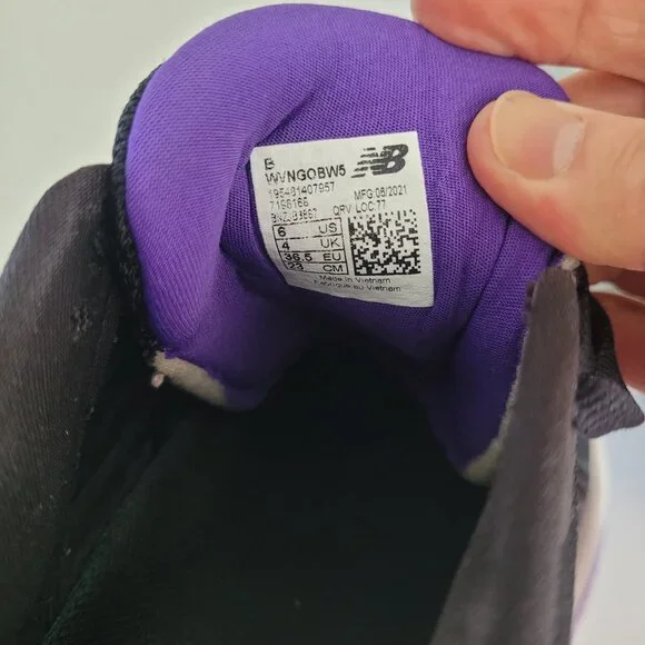 Running/Training Sneakers - Picture 3 of 5